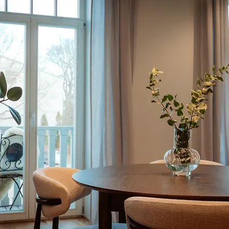 Freinholdi Maja Kuelaliskorter 2 - Balcony And Sauna Võru