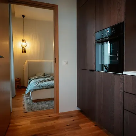 Freinholdi Maja Kuelaliskorter 2 - Balcony And Sauna Võru