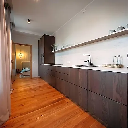 Freinholdi Maja Kuelaliskorter 2 - Balcony And Sauna 4*